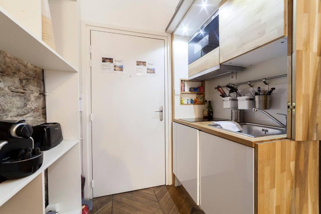 Studio Cosy En Centre Ville Aux Cordeliers Ail ليون المظهر الخارجي الصورة
